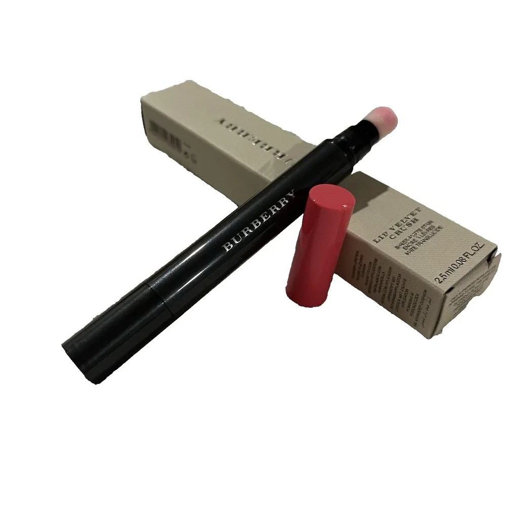 Burberry lip velvet
